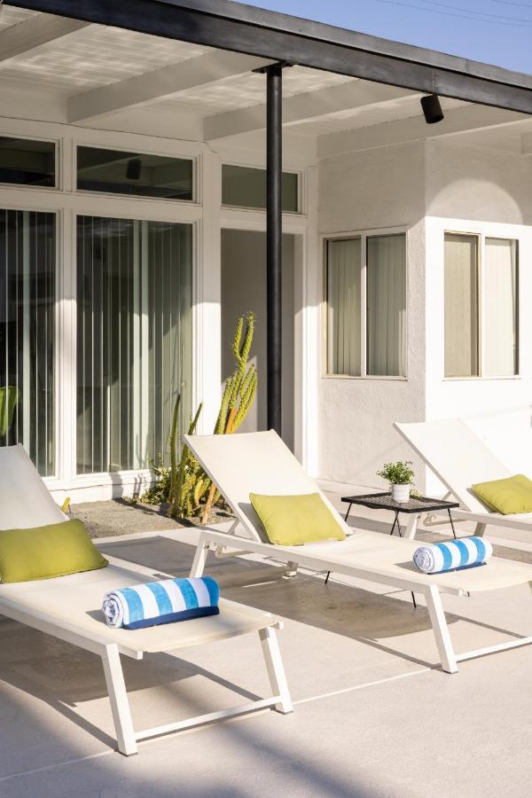 The Three Fifty Hotel (Adults Only) Палм Спринг Екстериор снимка